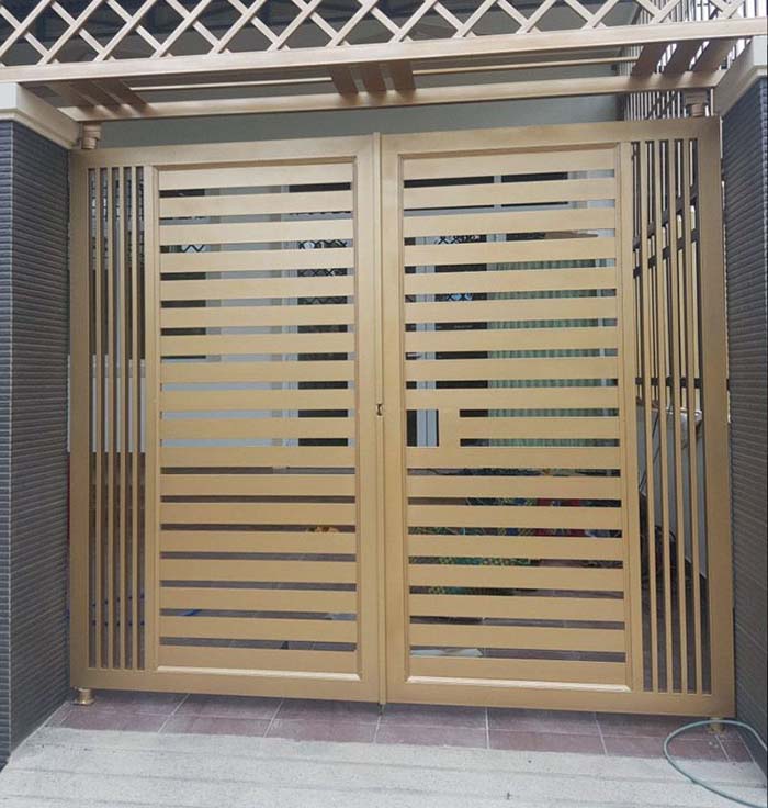 Mẫu cổng sắt 2 cánh đơn giản